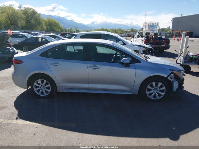 Toyota COROLLA LE 2021 5YFEPMAE5MP250770 Image 14