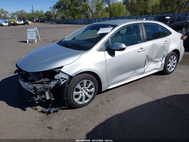 Toyota COROLLA LE 2021 5YFEPMAE5MP250770 Image 2
