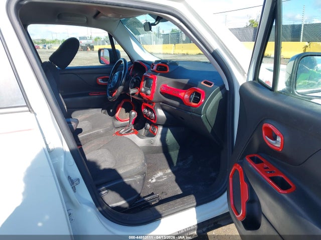 Jeep Renegade Trailhawk 2015 ZACCJBCT3FPC18223 Image 5