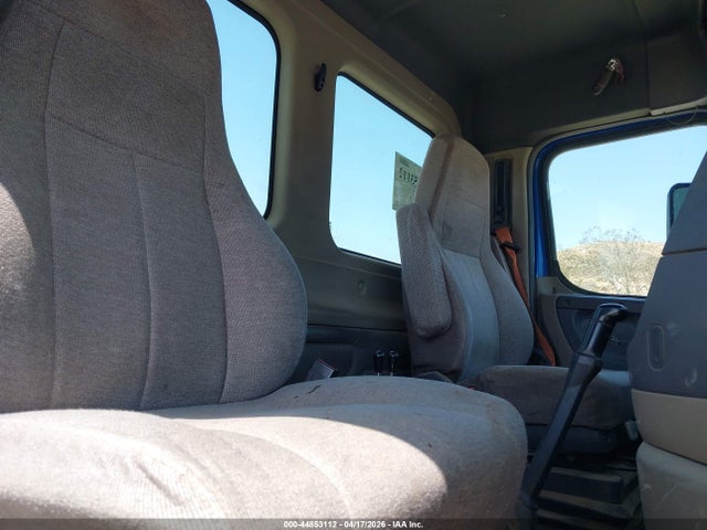 Freightliner Cascadia 113 2016 1FUJGBDV8GLHE7833 Image 6