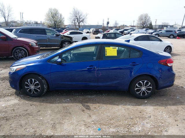 44853126 :رقم المزاد ، 3KPFL4A70JE164488 vin ، 2018 Kia Forte Lx مزاد بيع