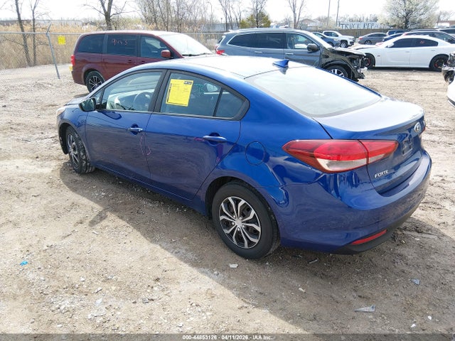 44853126 :رقم المزاد ، 3KPFL4A70JE164488 vin ، 2018 Kia Forte Lx مزاد بيع