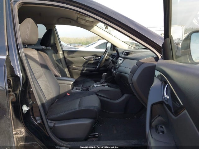 JN8AT2MT1HW151616 Nissan ROGUE SV