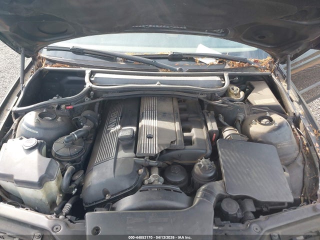 44853170 :رقم المزاد ، WBAEV53424KM37587 vin ، 2004 Bmw 330i مزاد بيع