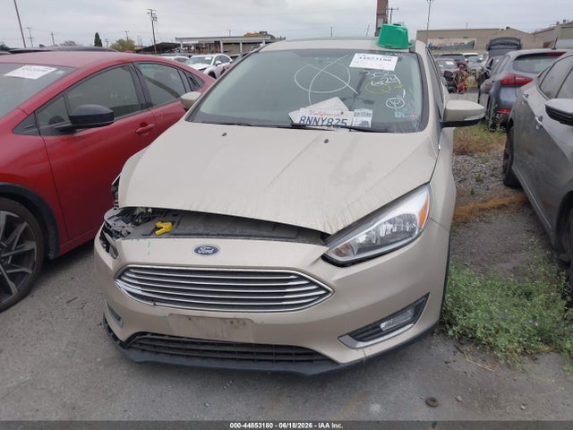 Ford Focus Titanium 2018 1FADP3J29JL220984 Image 13