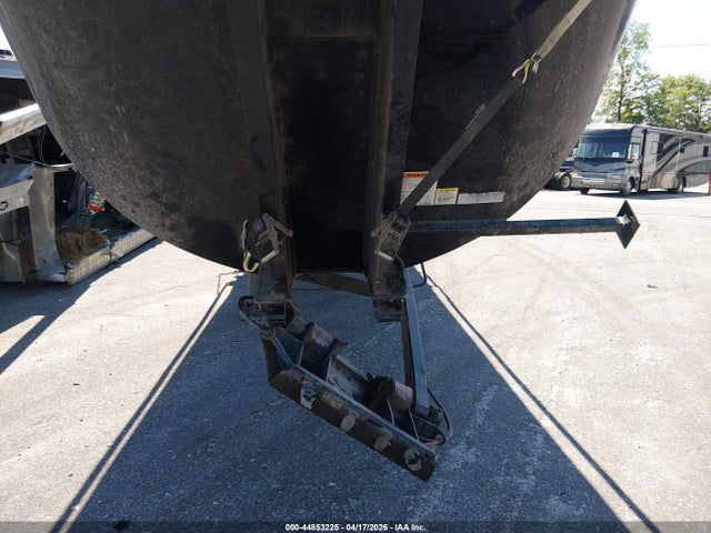 44853225 :رقم المزاد ، 5MADN4026HC039836 vin ، 2017 Mac Trailer Mfg End Dump مزاد بيع