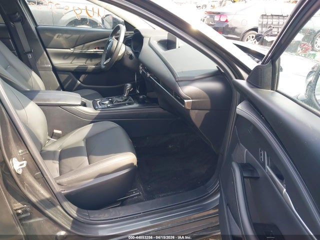 44853256 :رقم المزاد ، 3MVDMBBM2RM615384 vin ، 2024 Mazda Cx-30 2.5 S Select Sport مزاد بيع