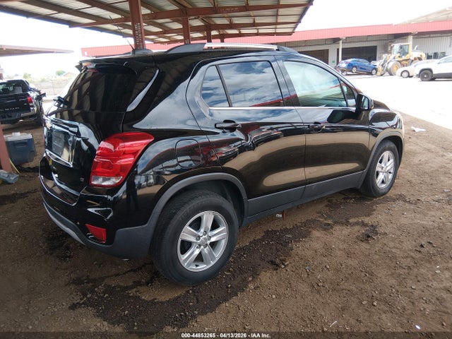 3GNCJLSBXJL277843 Chevrolet Trax Lt