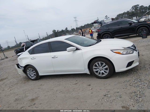 1N4AL3AP2HC283798 Nissan Altima 2.5 S