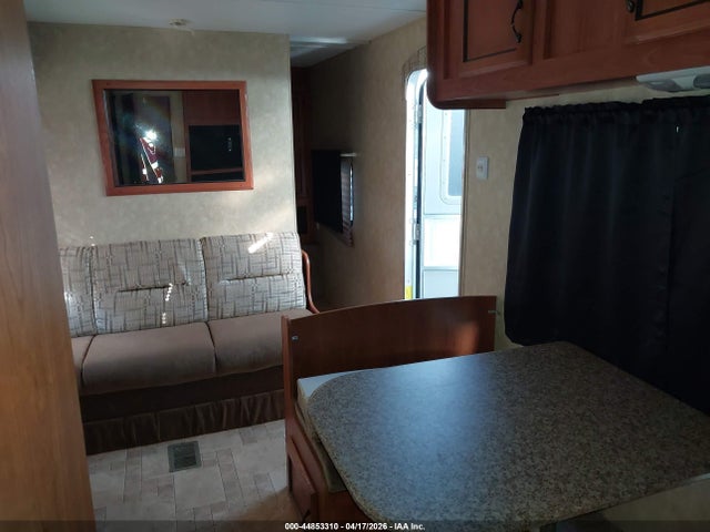 2011 Coachmen Catalina მანქანა იყიდება აუქციონზე, vin: 5ZT2CALB3BA011024, აუქციონის ნომერი: 44853310
