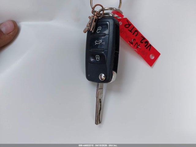 Продаж на аукціоні авто 2015 Volkswagen Passat 1.8t S, vin: 1VWAT7A31FC071886, номер лоту: 44853315