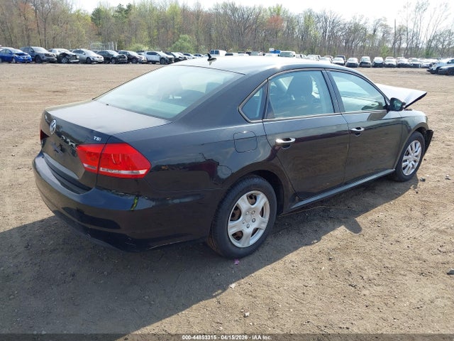 Продаж на аукціоні авто 2015 Volkswagen Passat 1.8t S, vin: 1VWAT7A31FC071886, номер лоту: 44853315