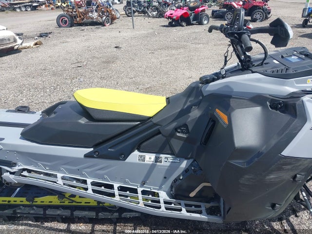 Продажа на аукционе авто 2025 Ski-doo Summit 850 Sp, vin: 2BPSTSSC4SV000084, номер лота: 44853318