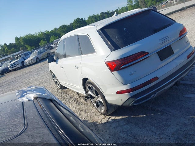 2021 AUDI Q7 WA1VXAF78MD035986 Photo 2