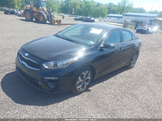 44853353 :رقم المزاد ، 3KPF24ADXME381401 vin ، 2021 Kia Forte Lxs مزاد بيع