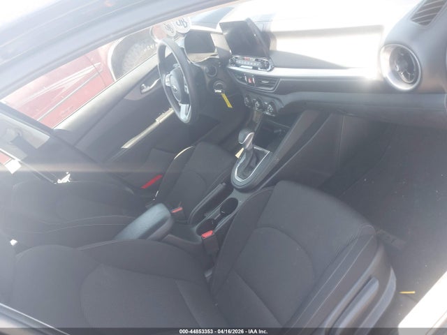 44853353 :رقم المزاد ، 3KPF24ADXME381401 vin ، 2021 Kia Forte Lxs مزاد بيع