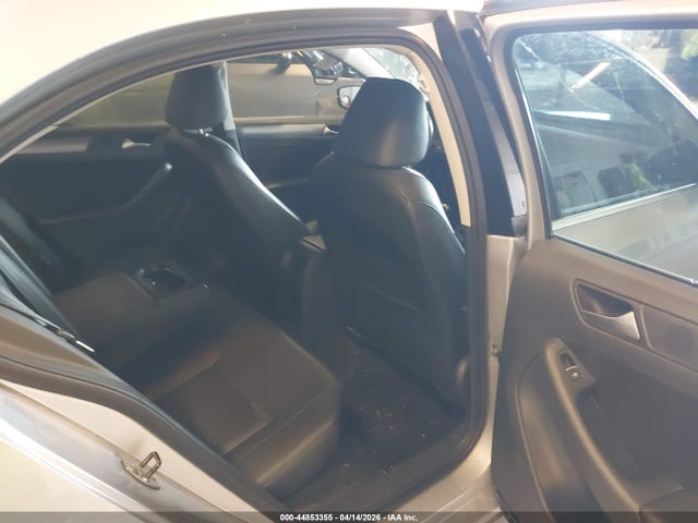 Продаж на аукціоні авто 2013 Volkswagen Jetta 2.0l Tdi, vin: 3VW3L7AJ3DM274829, номер лоту: 44853355