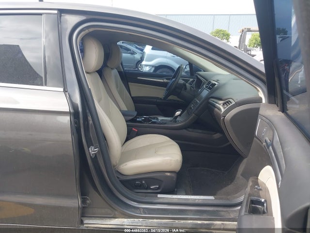 Ford Fusion Energi Titanium 2016 3FA6P0SU7GR357410 Image 5