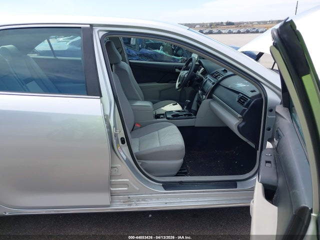 Aukcja sprzedaży 2014 Toyota Camry Le, vin: 4T4BF1FK6ER443857, numer aukcji: 44853426