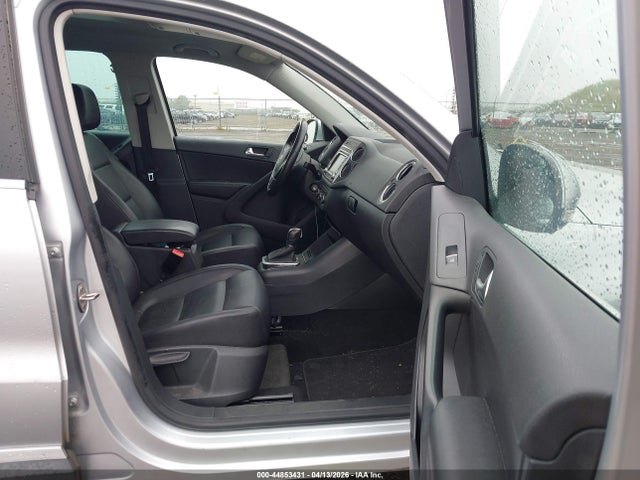 2012 VOLKSWAGEN TIGUAN WVGAV7AX3CW515677 Photo 4