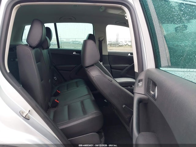 2012 VOLKSWAGEN TIGUAN WVGAV7AX3CW515677 Photo 7