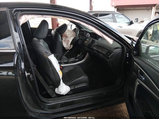 1HGCT2B02HA004216 Honda Accord Touring V6