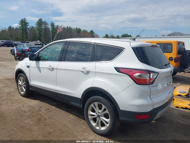 1FMCU9GD5HUE17807 Ford ESCAPE SE