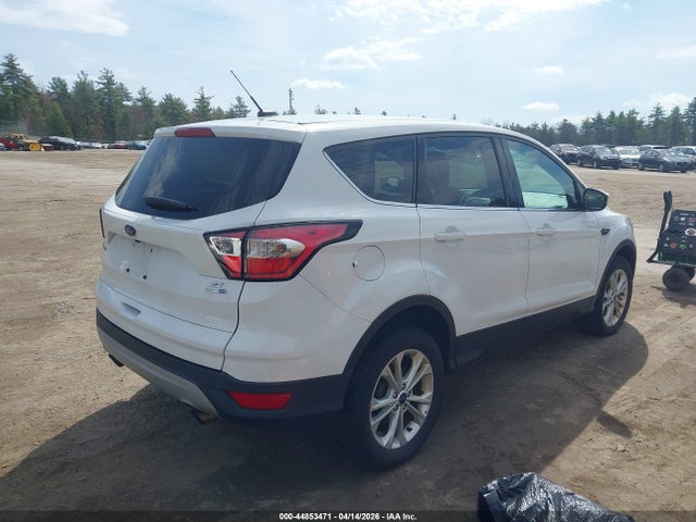 1FMCU9GD5HUE17807 Ford ESCAPE SE