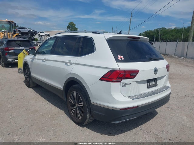 Продаж на аукціоні авто 2019 Volkswagen Tiguan 2.0t Se/2.0t Sel/2.0t Sel R-line/2.0t Sel R-line Black, vin: 3VV3B7AX3KM005352, номер лоту: 44853477