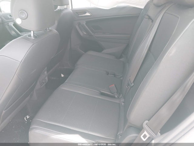 Продаж на аукціоні авто 2019 Volkswagen Tiguan 2.0t Se/2.0t Sel/2.0t Sel R-line/2.0t Sel R-line Black, vin: 3VV3B7AX3KM005352, номер лоту: 44853477