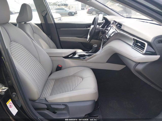 44853514 :رقم المزاد ، 4T1B11HK6KU169206 vin ، 2019 Toyota Camry Se مزاد بيع