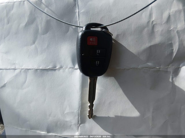 44853522 :رقم المزاد ، 2T3WFREV0FW178979 vin ، 2015 Toyota Rav4 Xle مزاد بيع