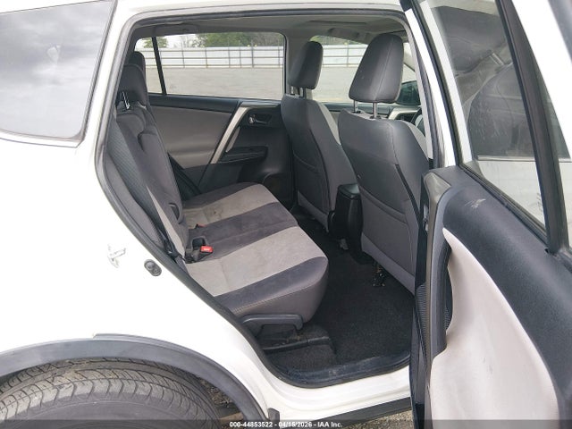 44853522 :رقم المزاد ، 2T3WFREV0FW178979 vin ، 2015 Toyota Rav4 Xle مزاد بيع