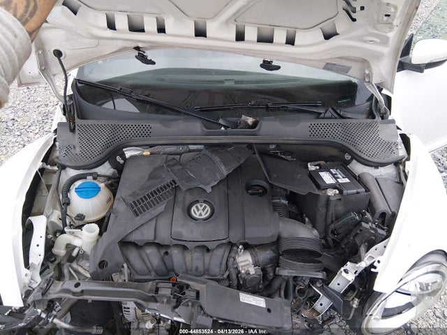 Продаж на аукціоні авто 2013 Volkswagen Beetle 2.5l, vin: 3VWJP7AT3DM676766, номер лоту: 44853524