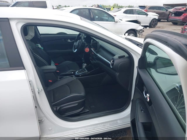 2023 Kia Forte Gt-line მანქანა იყიდება აუქციონზე, vin: 3KPF54AD3PE635333, აუქციონის ნომერი: 44853550