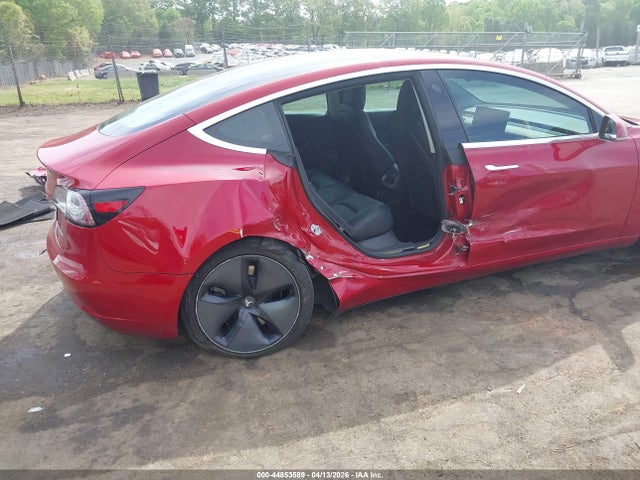 Продаж на аукціоні авто 2019 Tesla Model 3 Long Range/performance, vin: 5YJ3E1EB3KF199239, номер лоту: 44853589