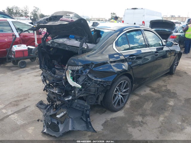 3MW5R1J02L8B29333 BMW 330I