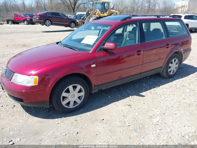 44853708 :رقم المزاد ، WVWHC63B31E031046 vin ، 2001 Volkswagen Passat Gls مزاد بيع