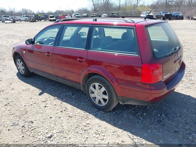 44853708 :رقم المزاد ، WVWHC63B31E031046 vin ، 2001 Volkswagen Passat Gls مزاد بيع