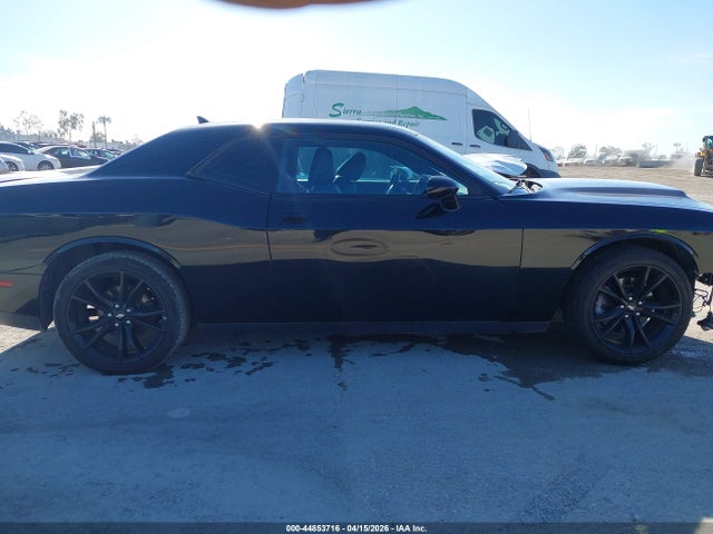 Aukcja sprzedaży 2018 Dodge Challenger Sxt Plus, vin: 2C3CDZAG3JH310937, numer aukcji: 44853716