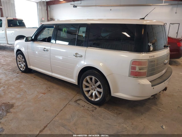 2011 FORD FLEX 2FMHK6DC7BBD20496 Photo 2