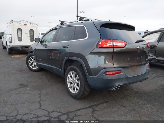 1C4PJLCS8FW791281 Jeep Cherokee Latitude