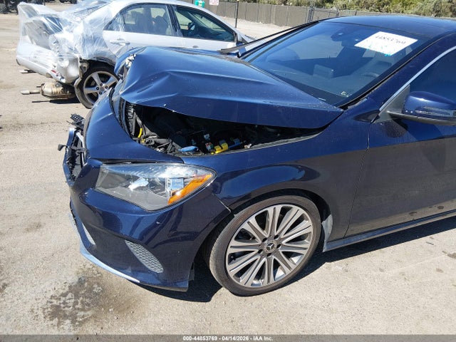 Продажа на аукционе авто 2018 Mercedes-benz Cla 250, vin: WDDSJ4EB3JN643668, номер лота: 44853769