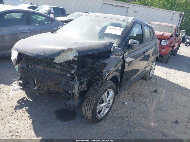 44853777 :رقم المزاد ، 3N1CP5CU2KL533691 vin ، 2019 Nissan Kicks S مزاد بيع