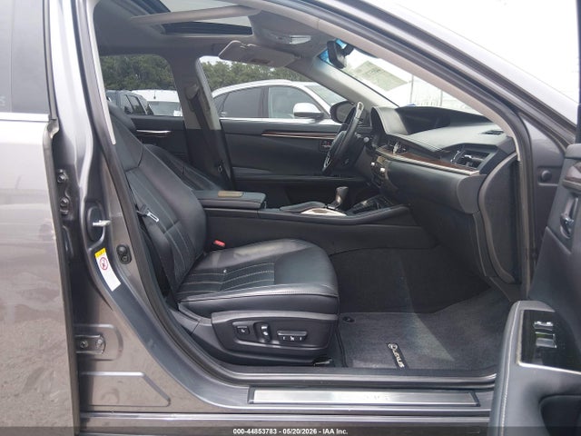 44853783 :رقم المزاد ، 58ABK1GG3GU031066 vin ، 2016 Lexus Es 350 مزاد بيع
