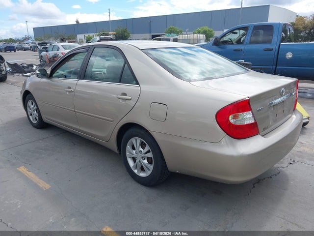 2004 TOYOTA CAMRY 4T1BE32K14U299955 Photo 2
