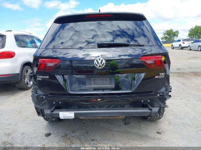 Продаж на аукціоні авто 2018 Volkswagen Tiguan 2.0t Se/2.0t Sel, vin: 3VV2B7AX6JM017294, номер лоту: 44853794