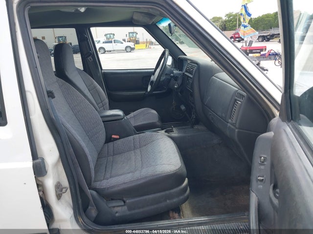 Aukcja sprzedaży 2001 Jeep Cherokee Sport, vin: 1J4FT48S31L517771, numer aukcji: 44853796