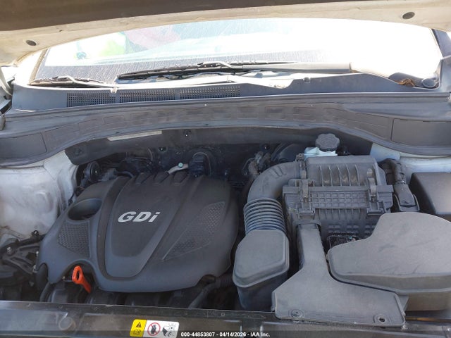 5XYZTDLB4FG269477 Hyundai Santa Fe Sport 2.4l