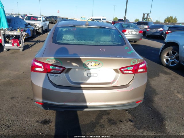 1G1ZD5ST8NF123056 Chevrolet Malibu Fwd Lt